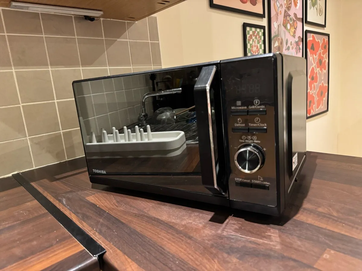 Toshiba Microwave - Image 1