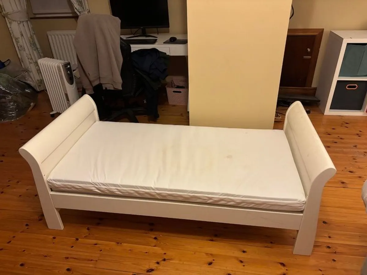 Toddler bed - Image 2