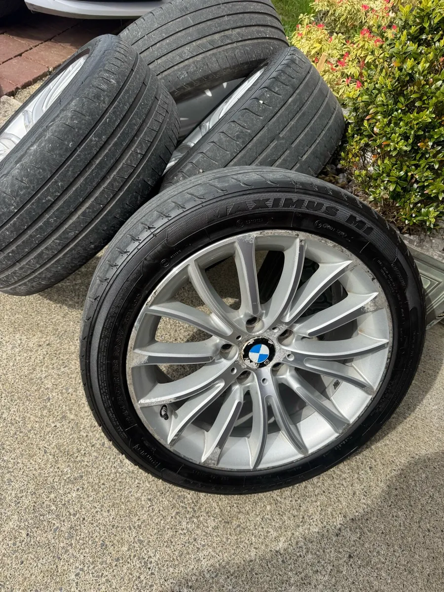 Genuine Bmw 5 series alloys - Image 1