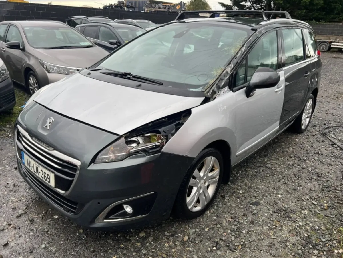 2014 Peugoet 5008 1.6 Diesel driving - Image 3