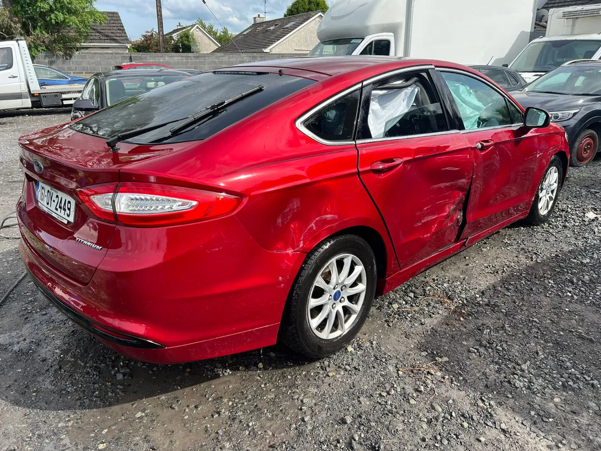 2016 Ford Mondeo 2.0 Diesel Titanium driving - Image 4