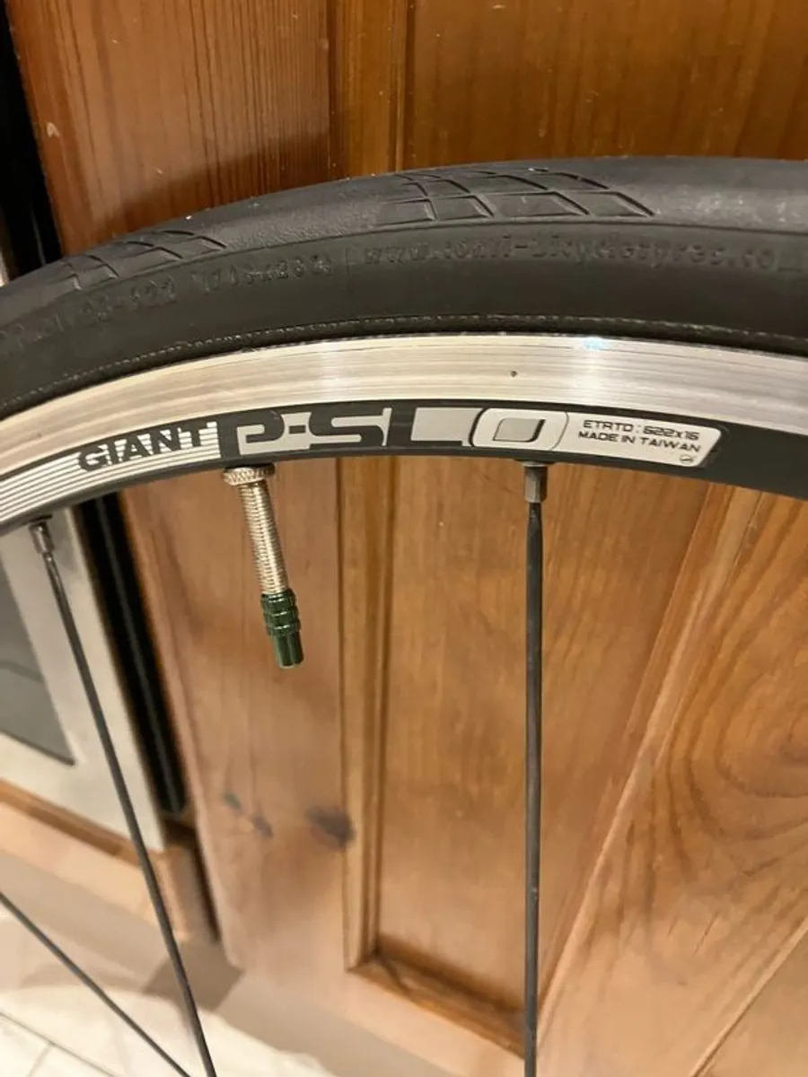 Giant psl0 wheelset 28mm tyres rim brake - Image 4