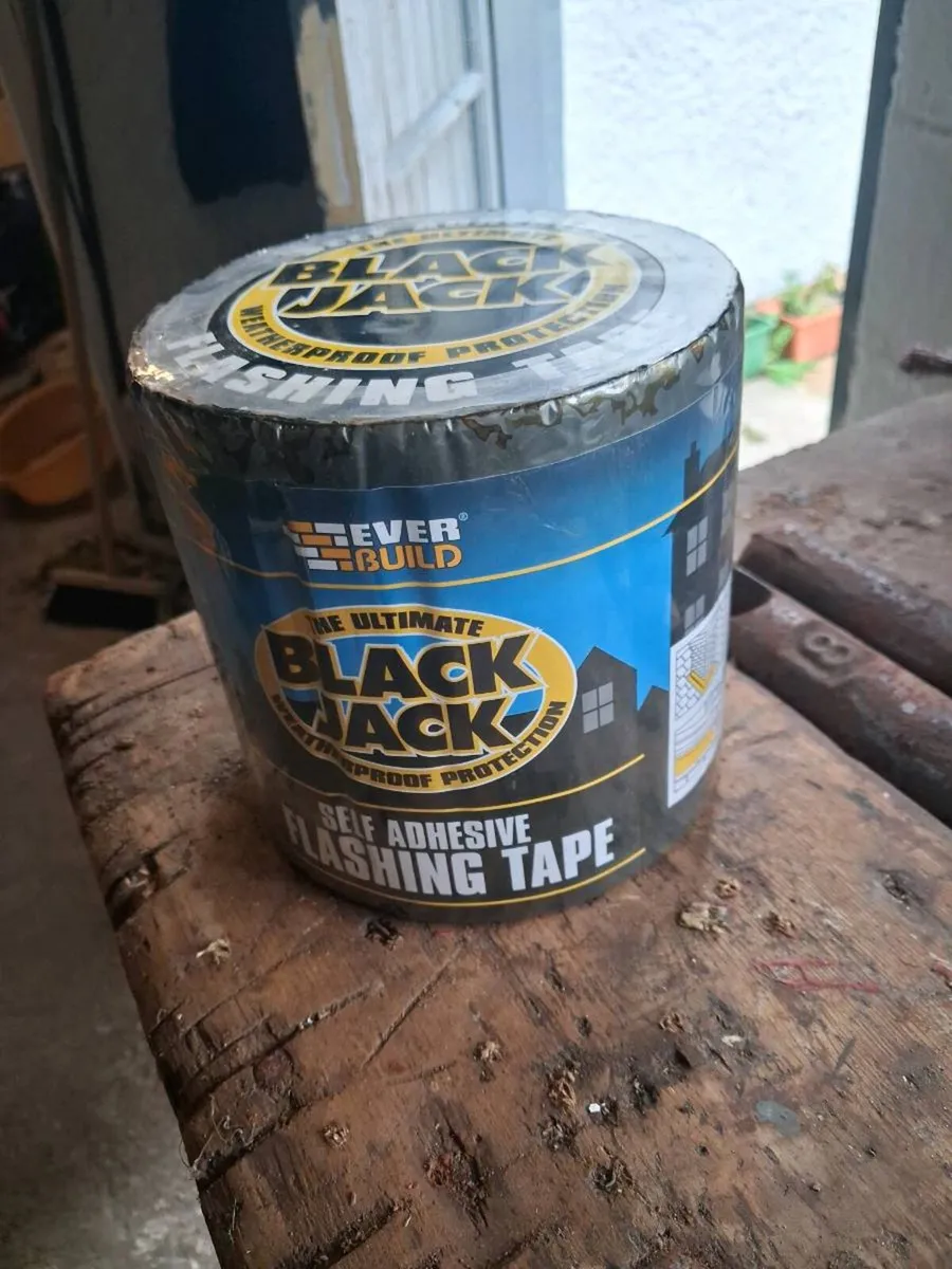 Ever Build 100mm x 10 meter Black Jack Flashing - Image 1