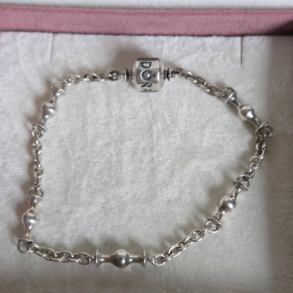 Pandora vintage bracelet fits up to 5 clip charms - Image 1