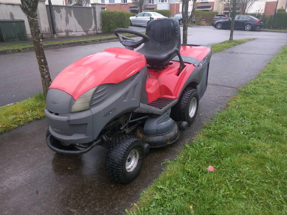 Castlegarden ride on lawnmower - Image 2
