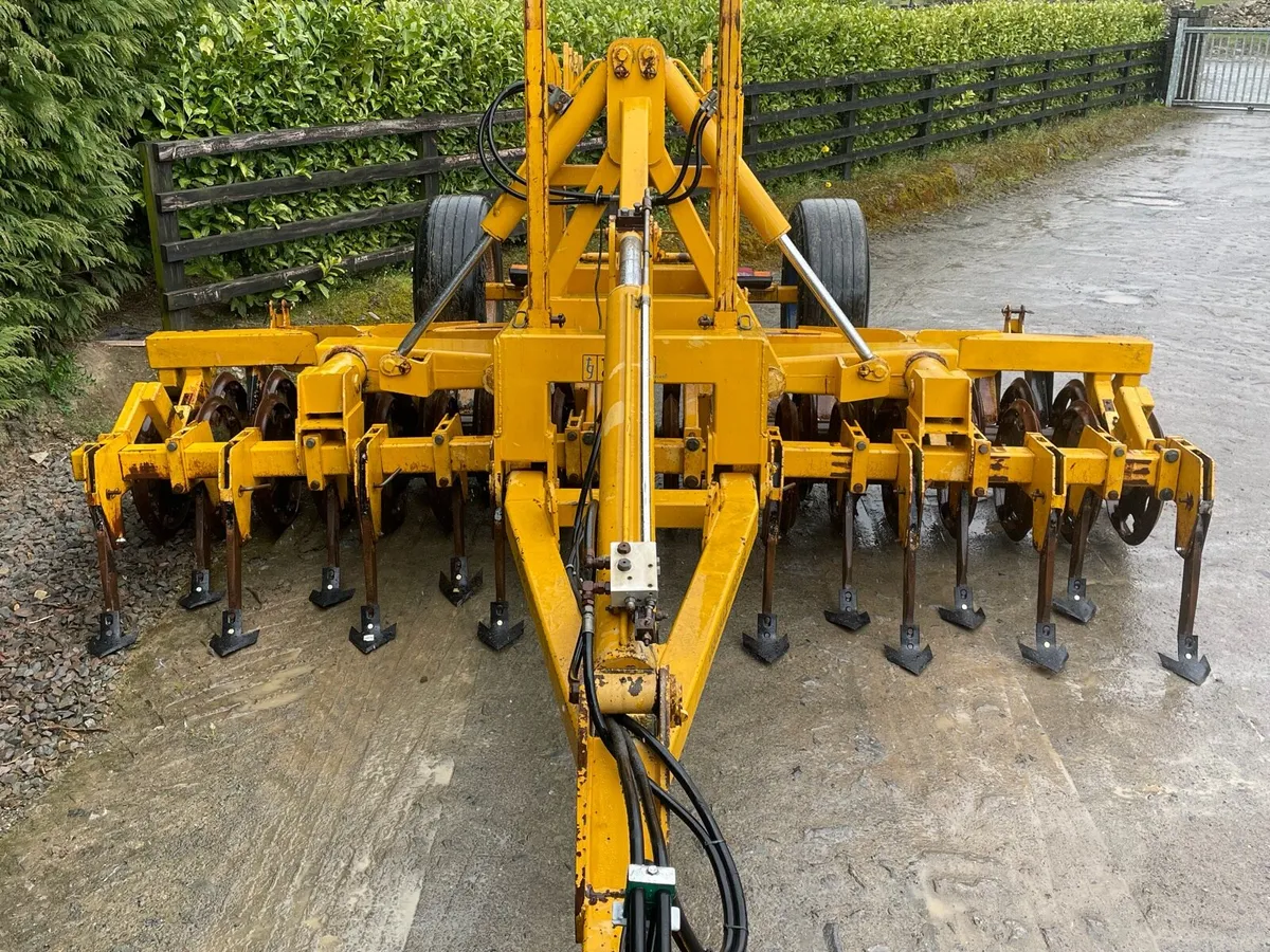 Knight trailed press - Image 3