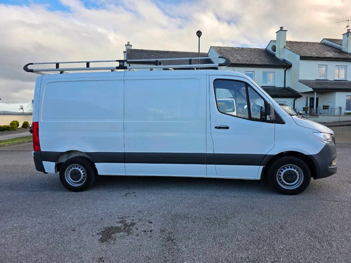 202 MERCEDES SPRINTER TAX 07/26 CVRT 07/26 LOW KMS - Image 1