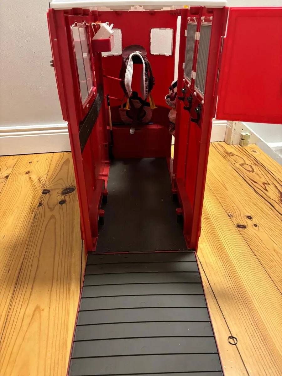 Our Generation horse trailer - Image 2