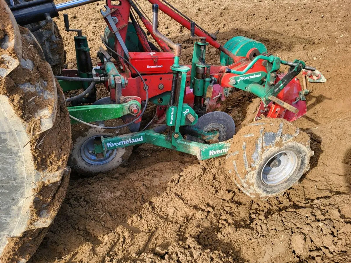 Competition match Plough wheels and pressers - Image 1