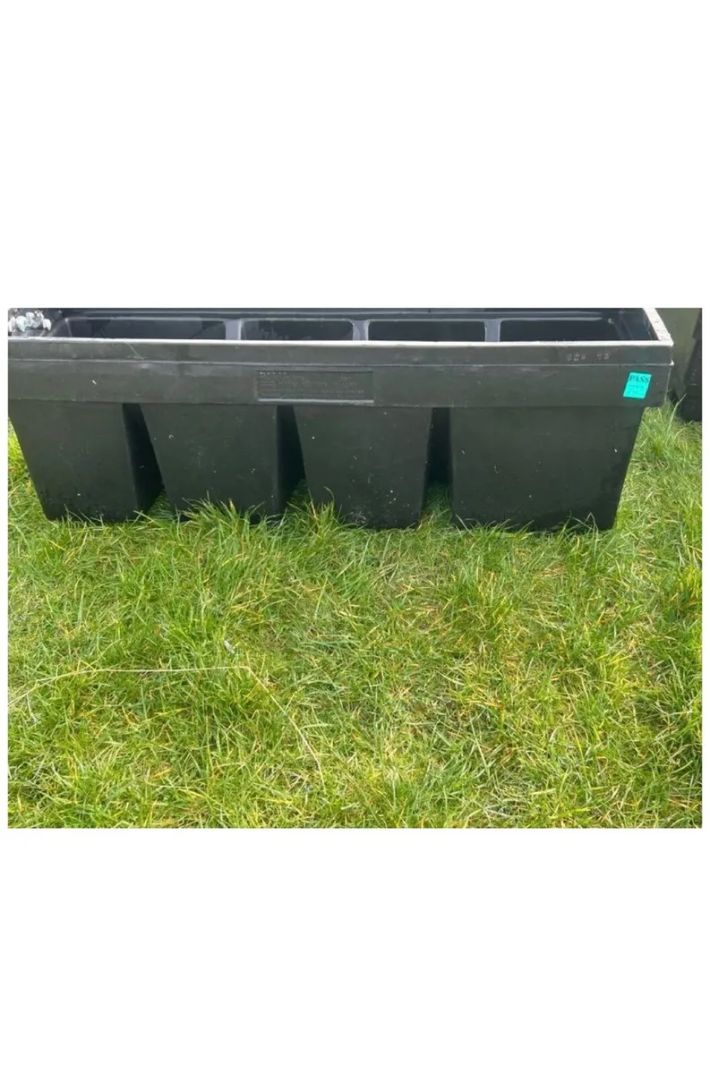 Water tanks - Image 2