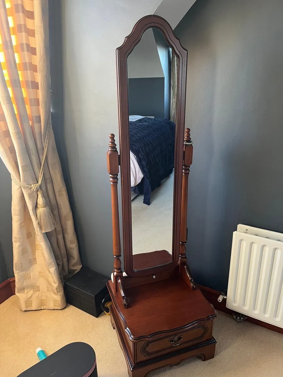 Rossmore bedroom furniture - Image 4