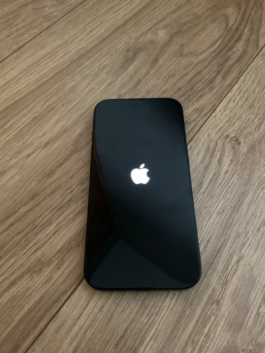 iPhone 16 - Image 1