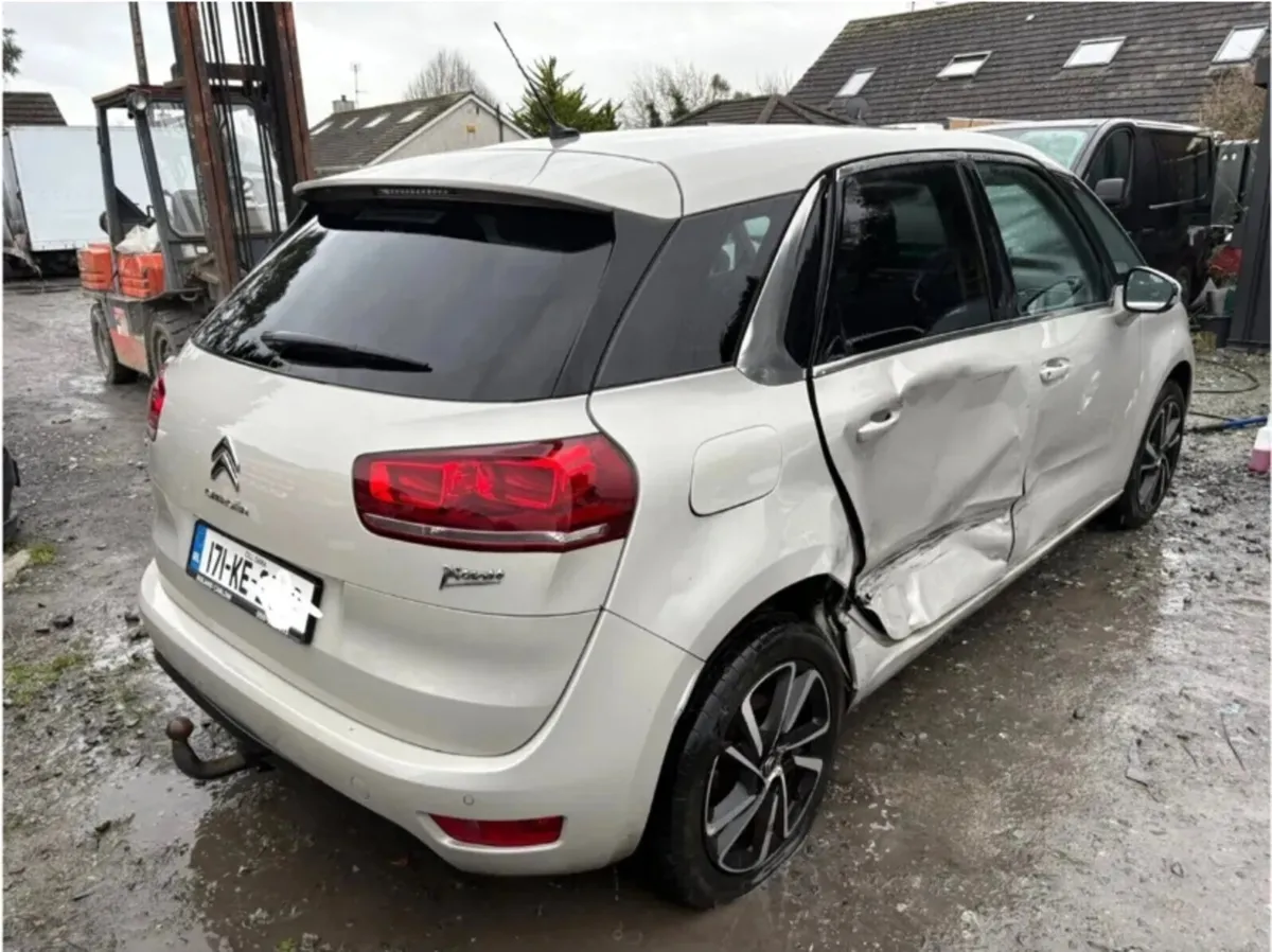 2017 Citroen C4 Picasso 1.6 Diesel Automatic - Image 3