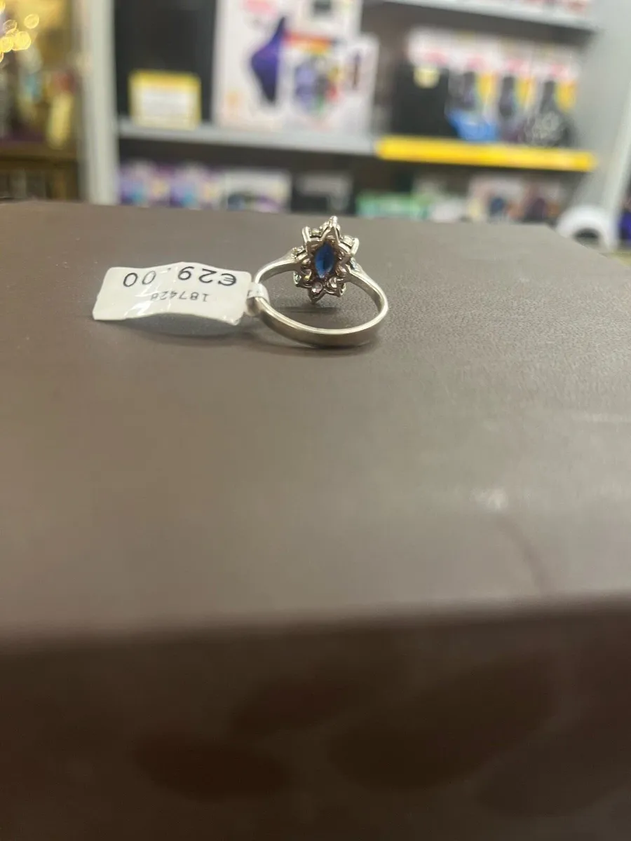 Sterling silver CZ ring - Image 3