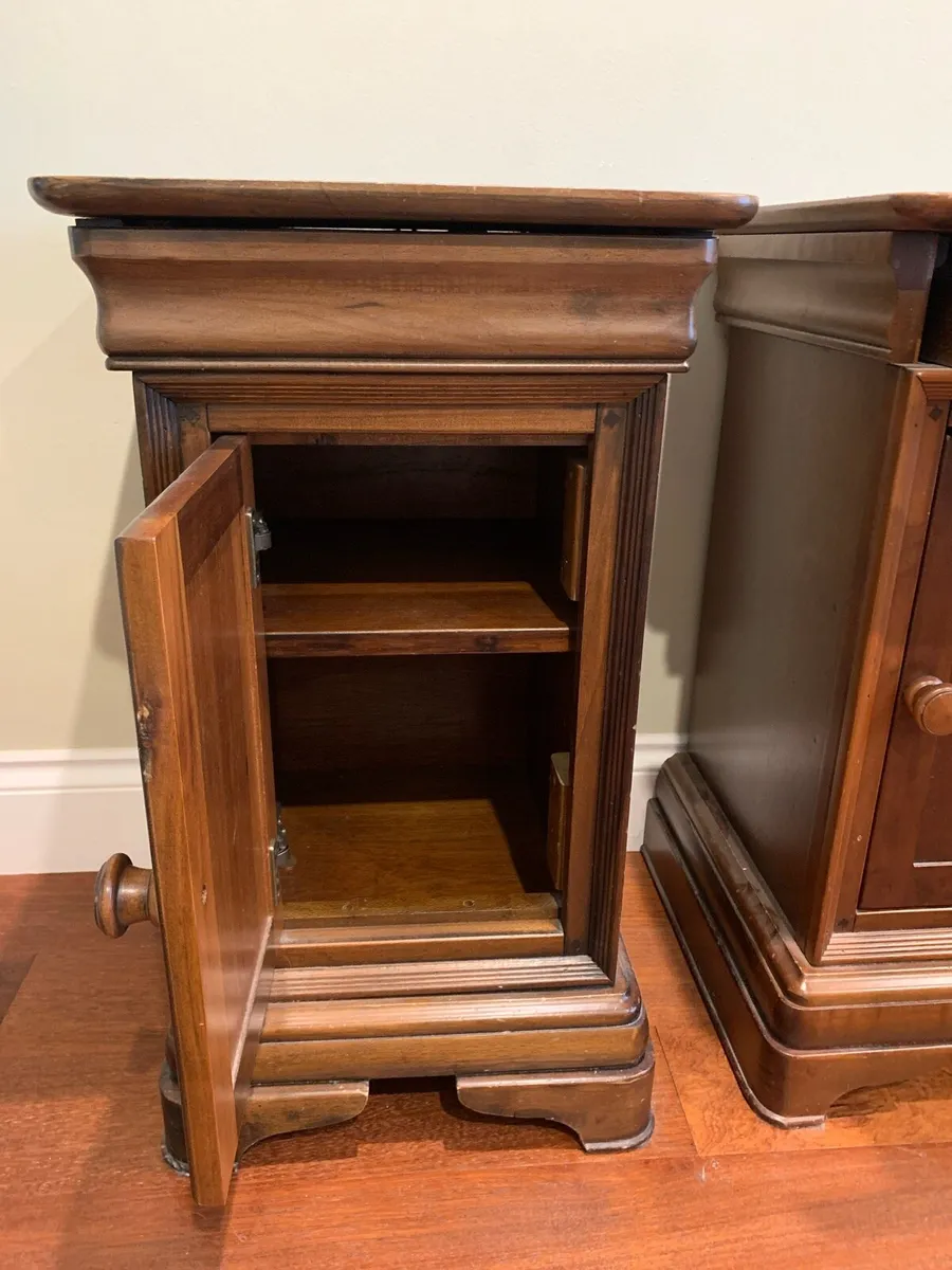 Willis & Gambier Bedside Lockers – Pair or Single - Image 1