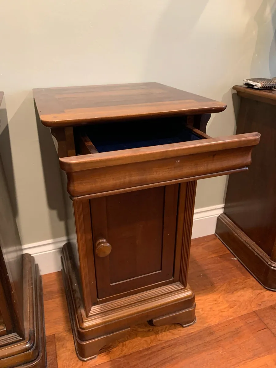 Willis & Gambier Bedside Lockers – Pair or Single - Image 2