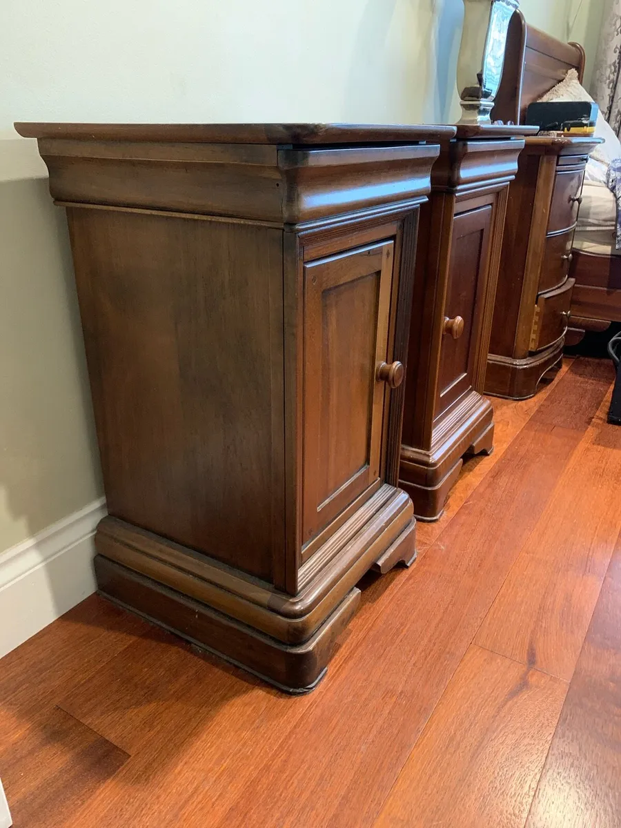 Willis & Gambier Bedside Lockers – Pair or Single - Image 4