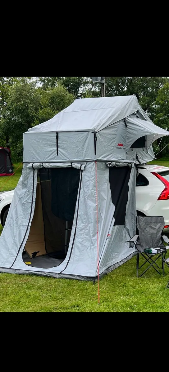 Ventura Roof Tent Deluxe 1.4 with annex - Image 1