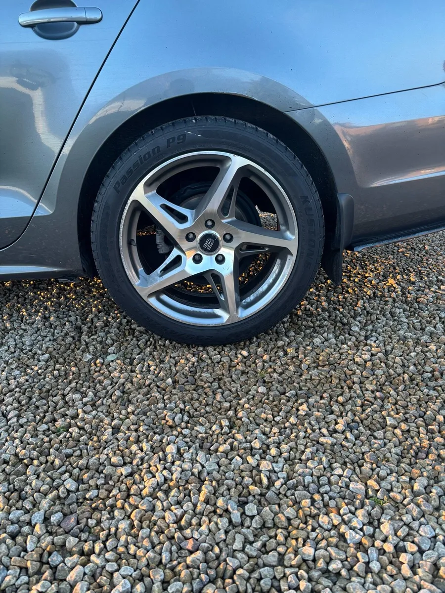 18 inch river alloys (gunmetal grey) - Image 4