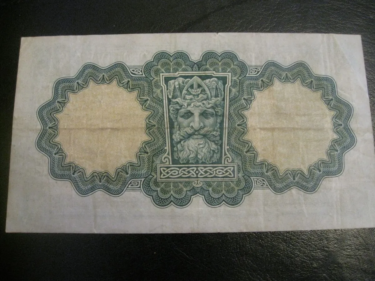 Lady Lavery 1 Pound War Code T - 220 Euros Each - Image 2