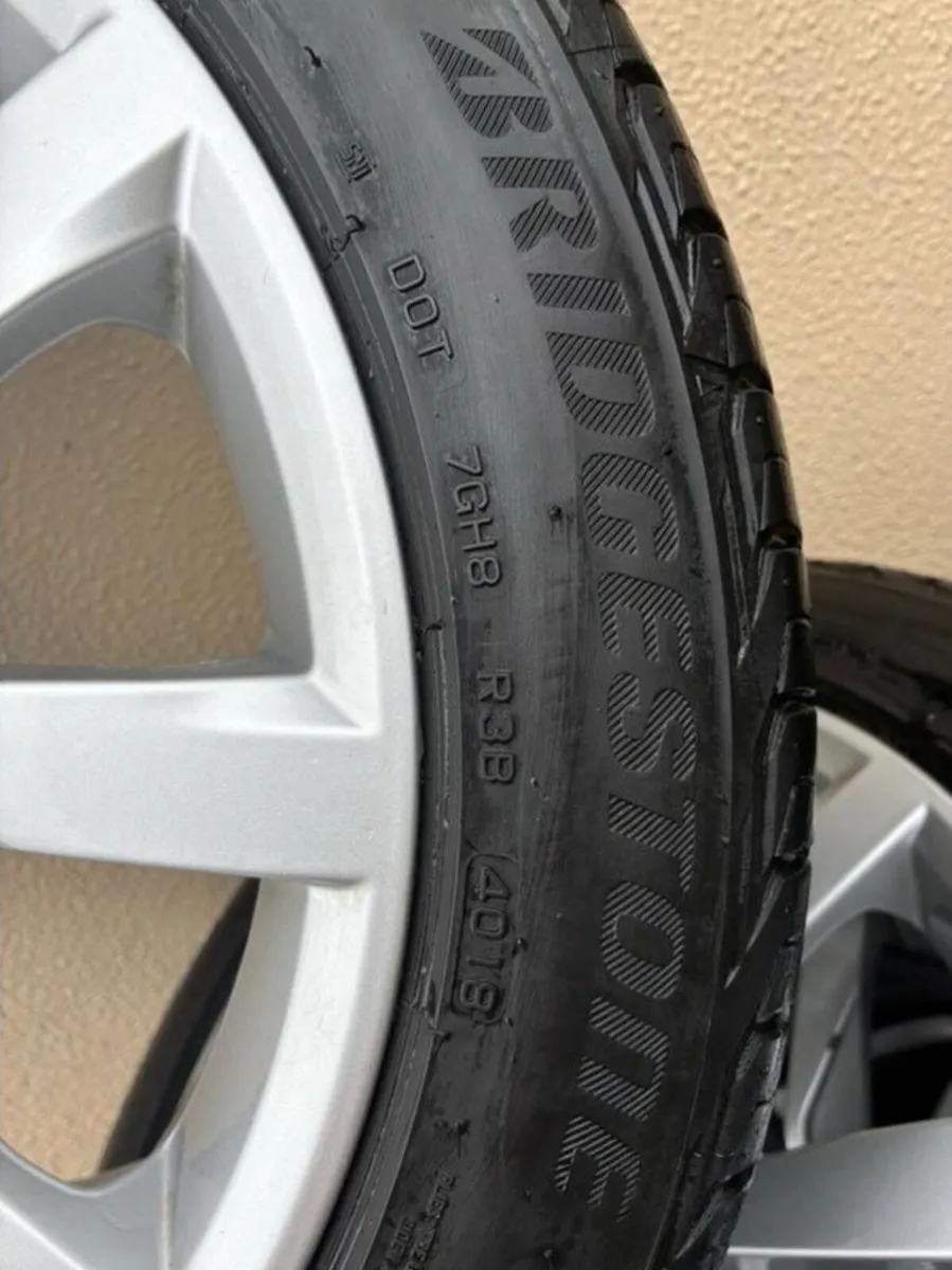 Genuine 17" VW Golf Mk7.5 Alloy Wheels - Image 3