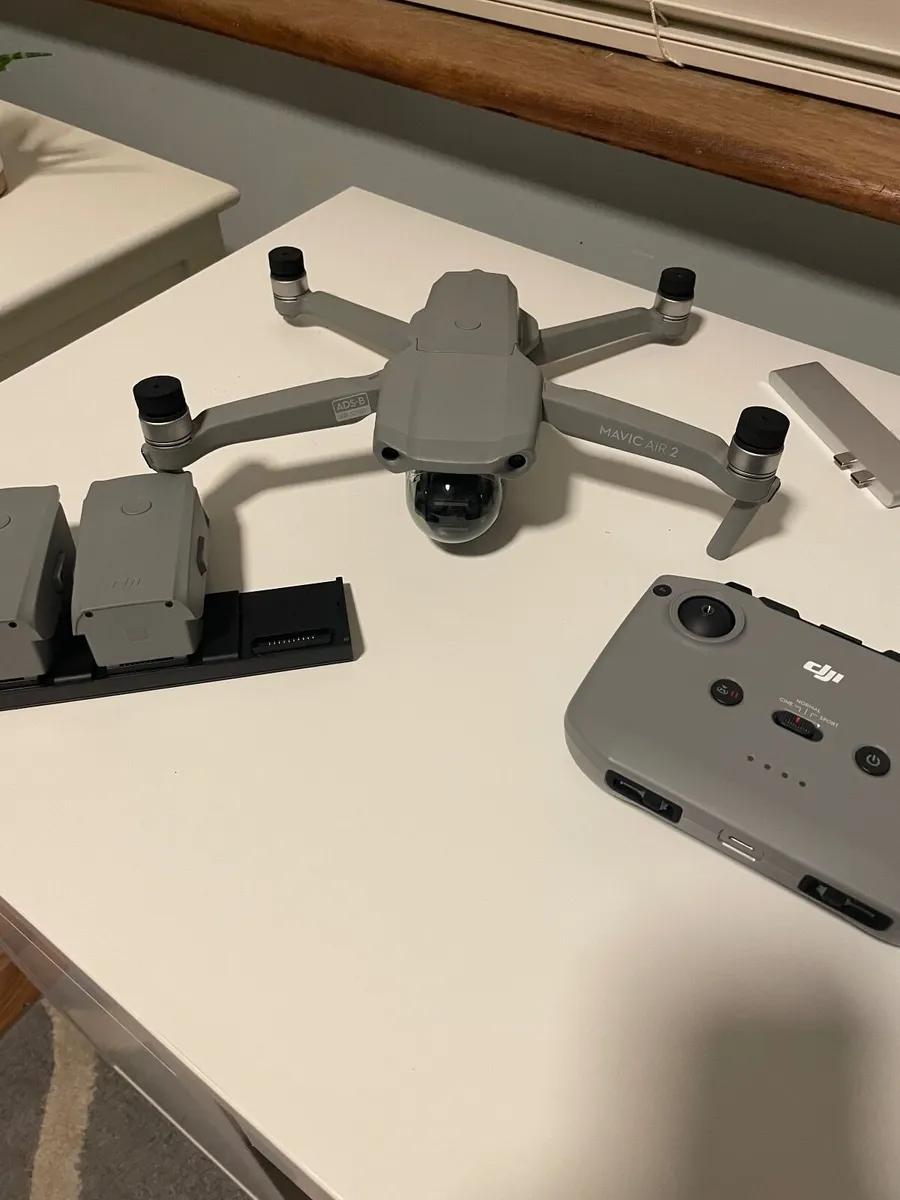 New Drone DJI  Mavic air 2 fly combo - Image 1
