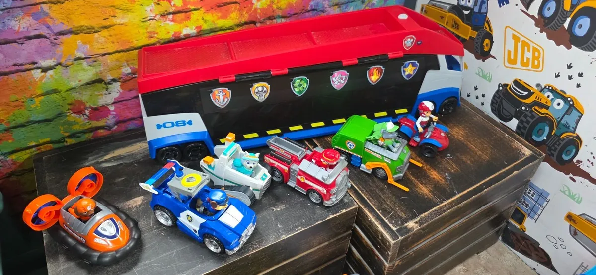 Paw Patrol transforming patroller with 6 Vehicles - Image 2