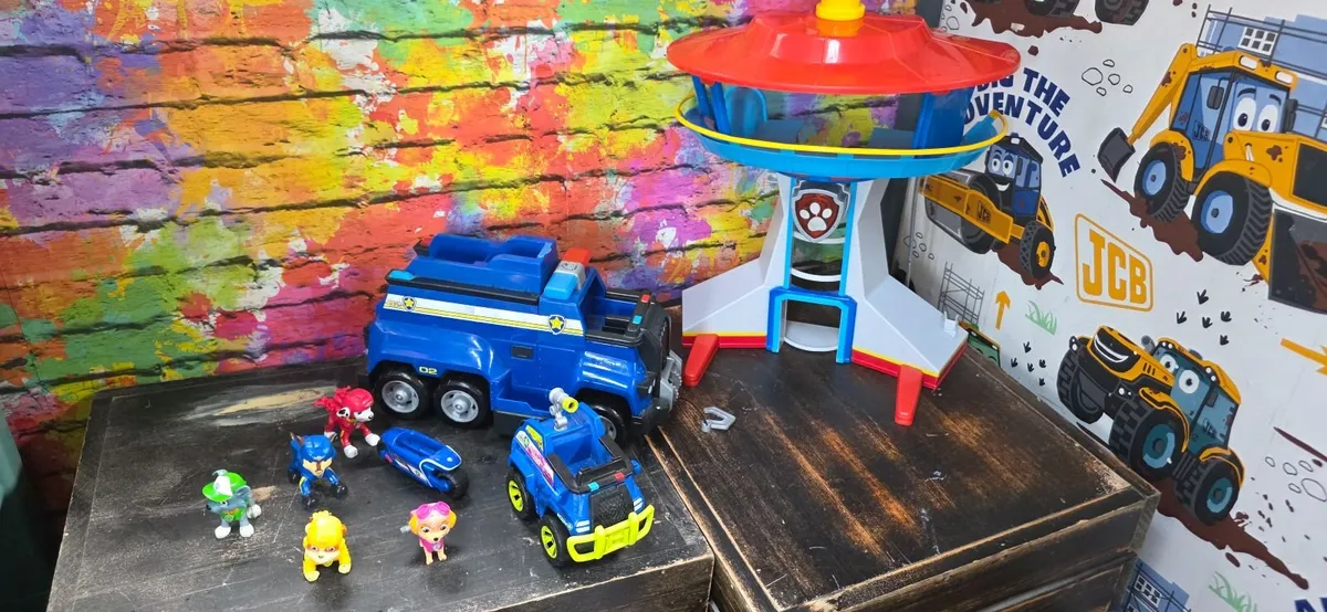 PaPatrol Control tower + 3 Vehicles + 5x Figures - Image 1