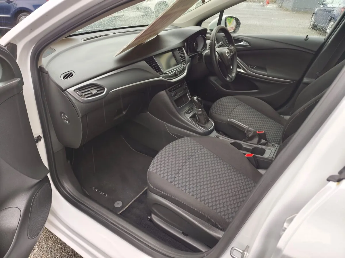 Opel Astra 191 1.6 Van Price 6.450 Vat in New Cvrt - Image 3