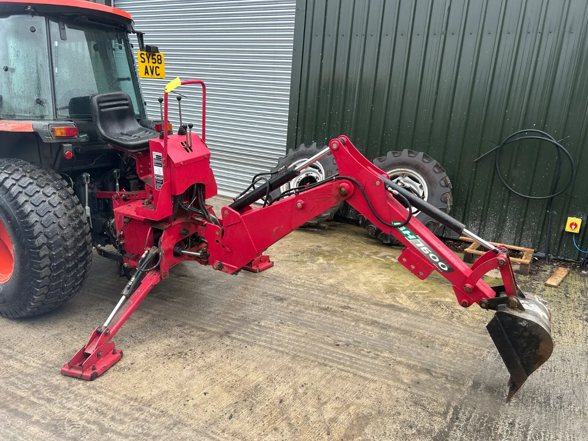 Backhoe to suit small Tractor - Image 1