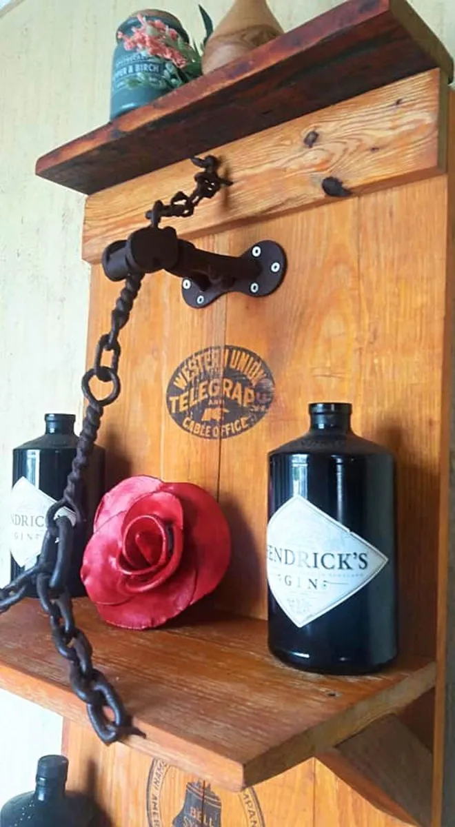 Rustic floating flat shelf display / storage - Image 2