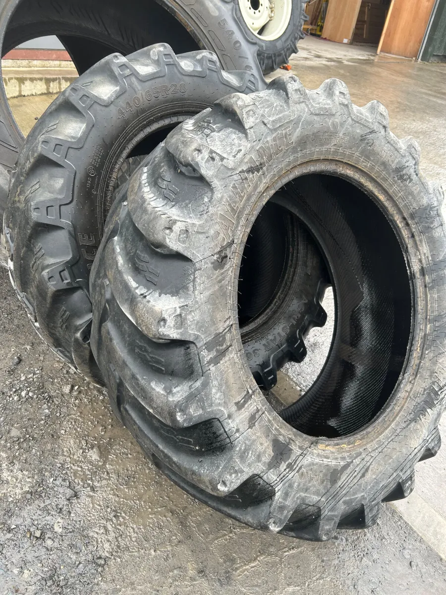 Alliance 440/65 R28 Tyres - Image 3