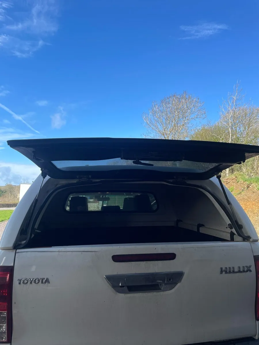 Hilux Truckman canopy - Image 2