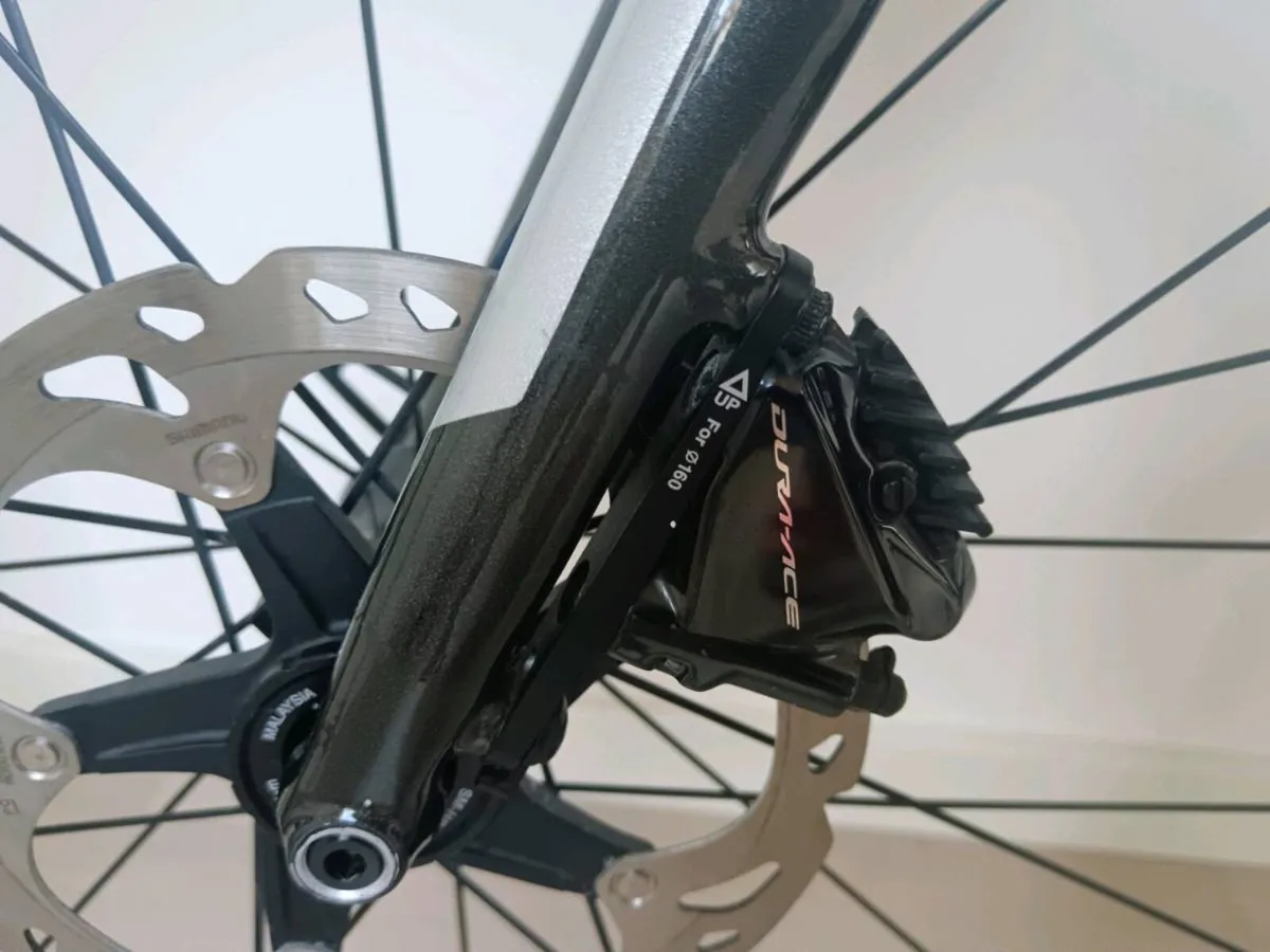 Cannondale CAAD 12 Dura-Ace Disc 56 Road Bike - Image 3