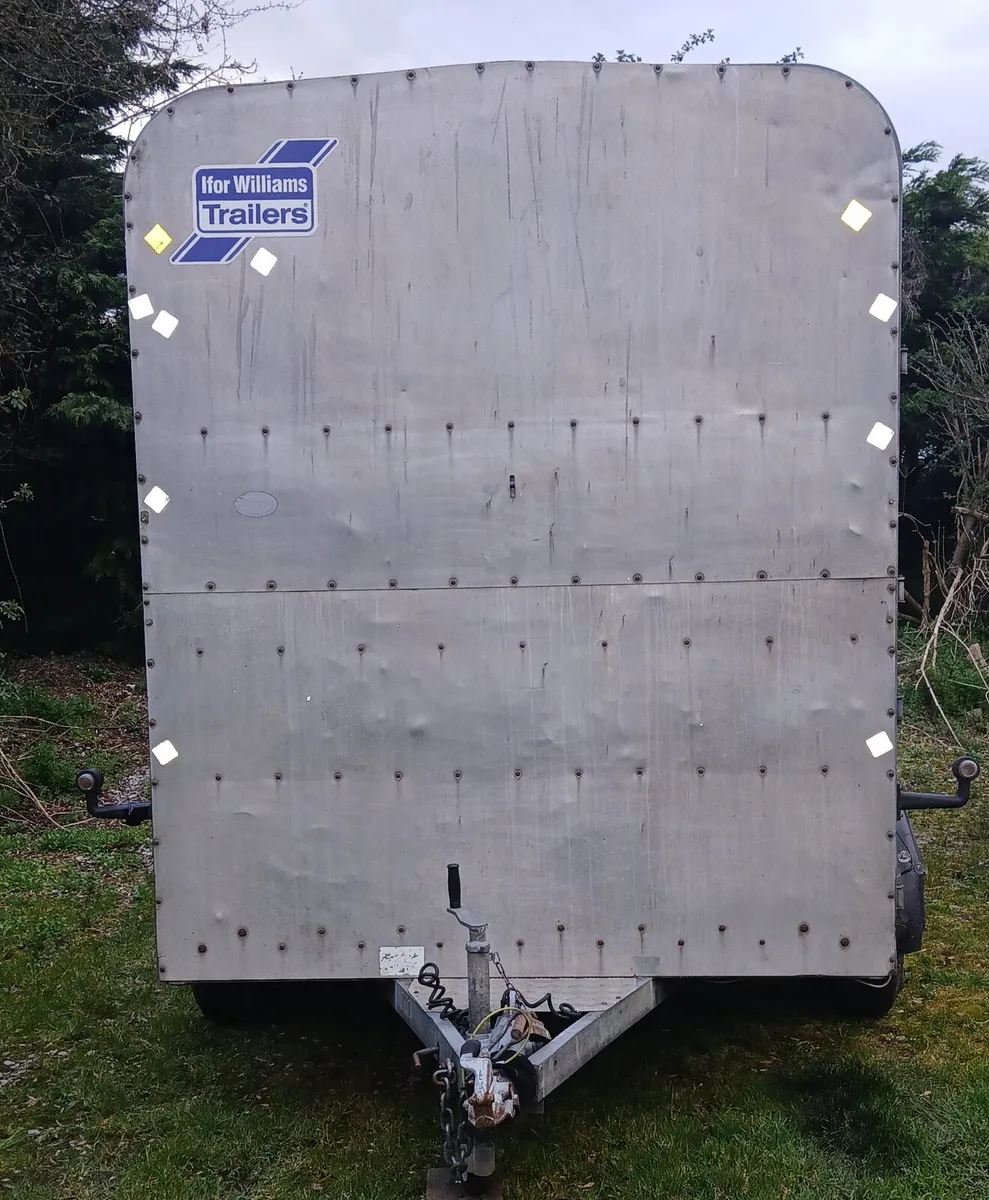 Cattle trailer - Image 1