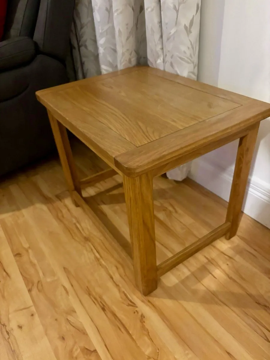 Coffee table For Sale