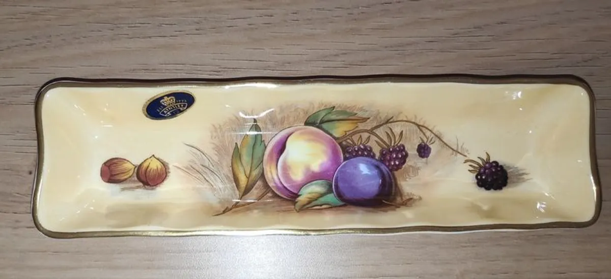 Aynsley Orchard (Orchard Gold precursor) pen/mint tray - Image 1