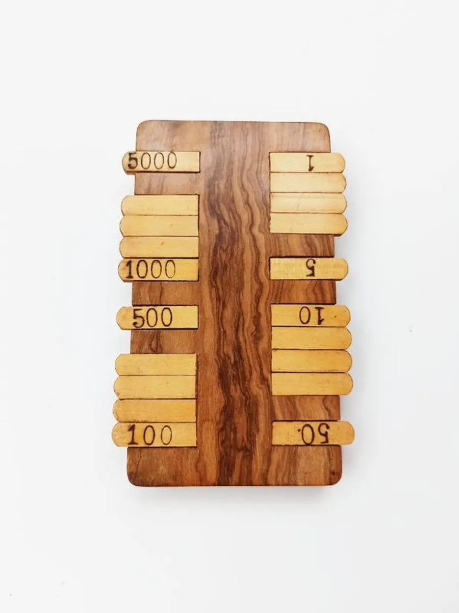 Beautiful vintage Bezique wooden scorer maker/card game point counter - Image 1