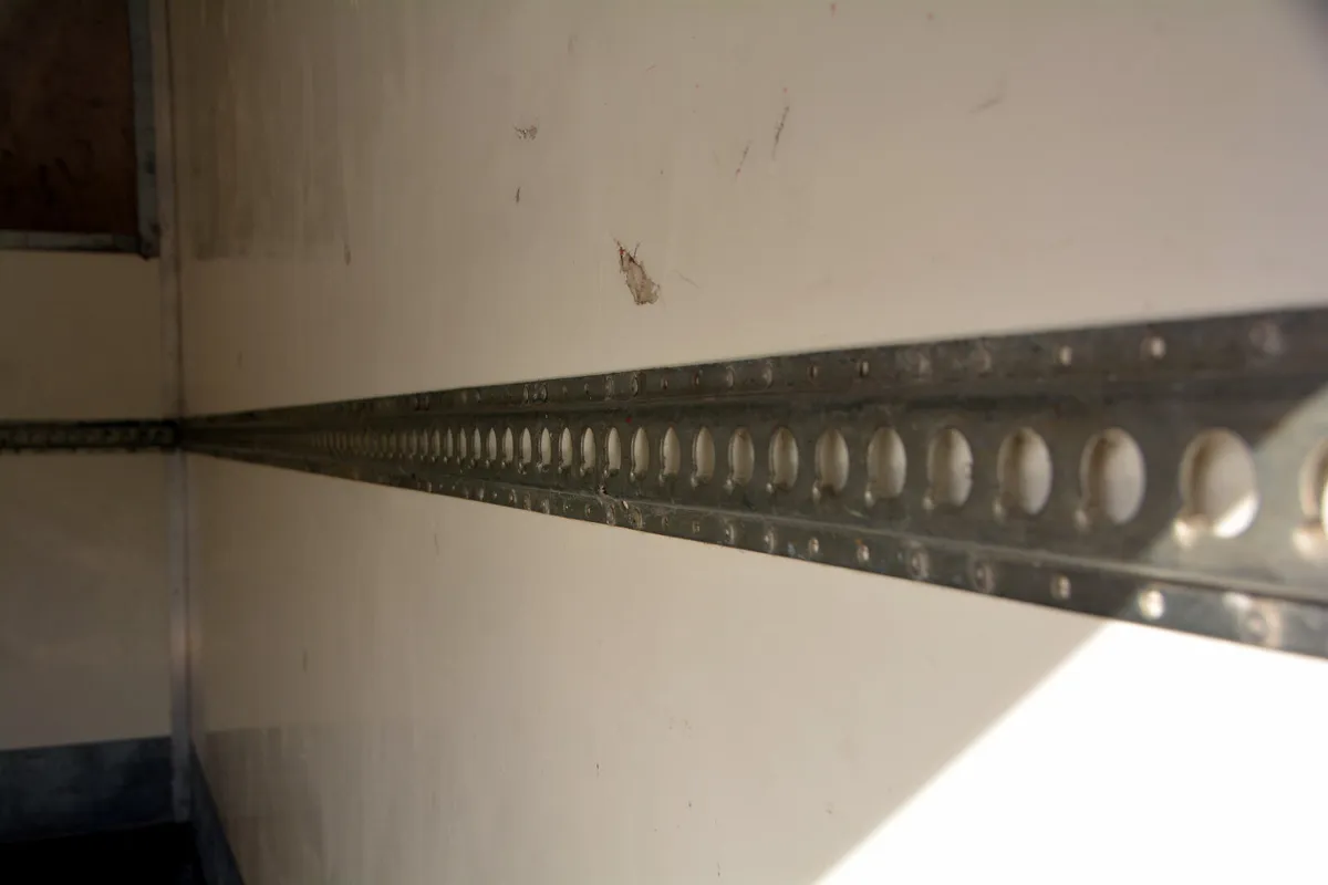 Opel Movano Luton & Lift HP/Leasing available - Image 4