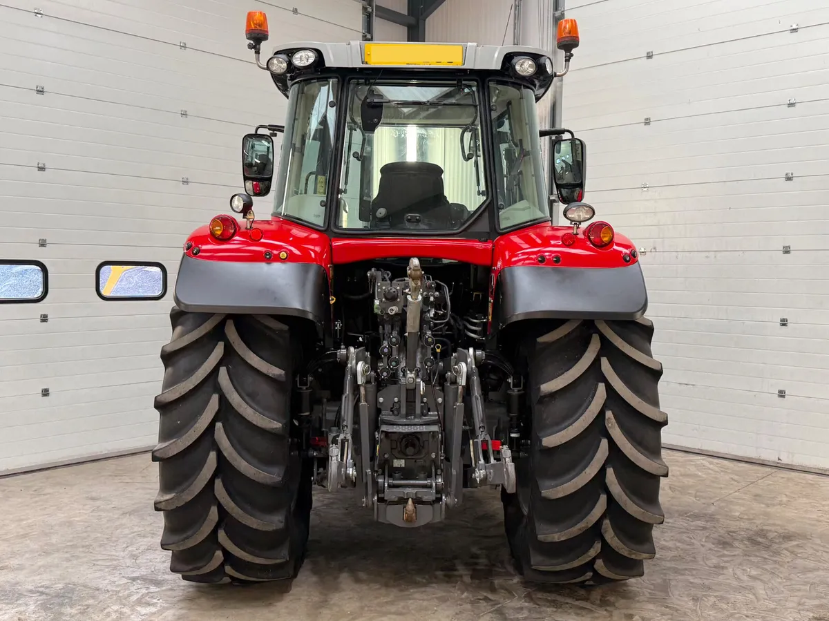 Massey Ferguson 6715S ***3400 hours!!*** - Image 3