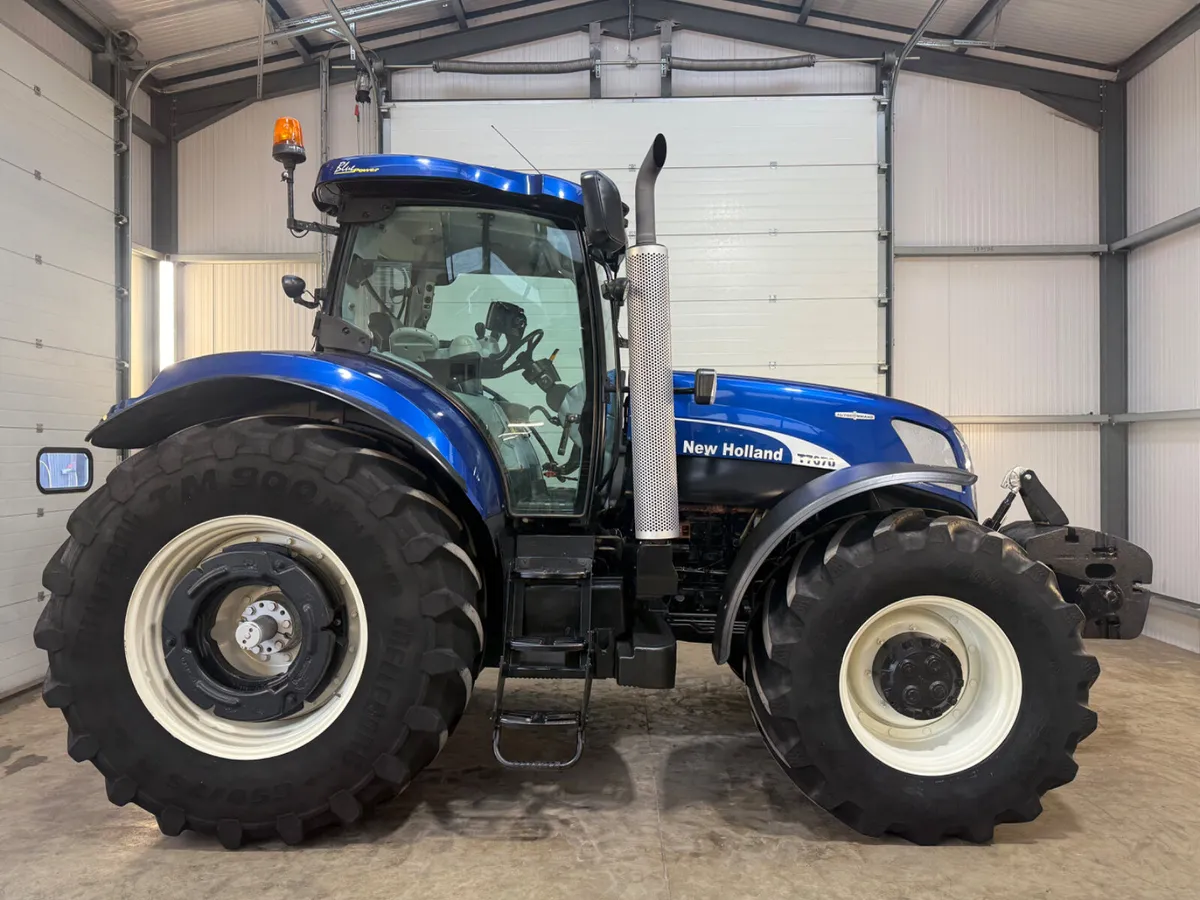 NewHolland T7070 BluePower - Image 3