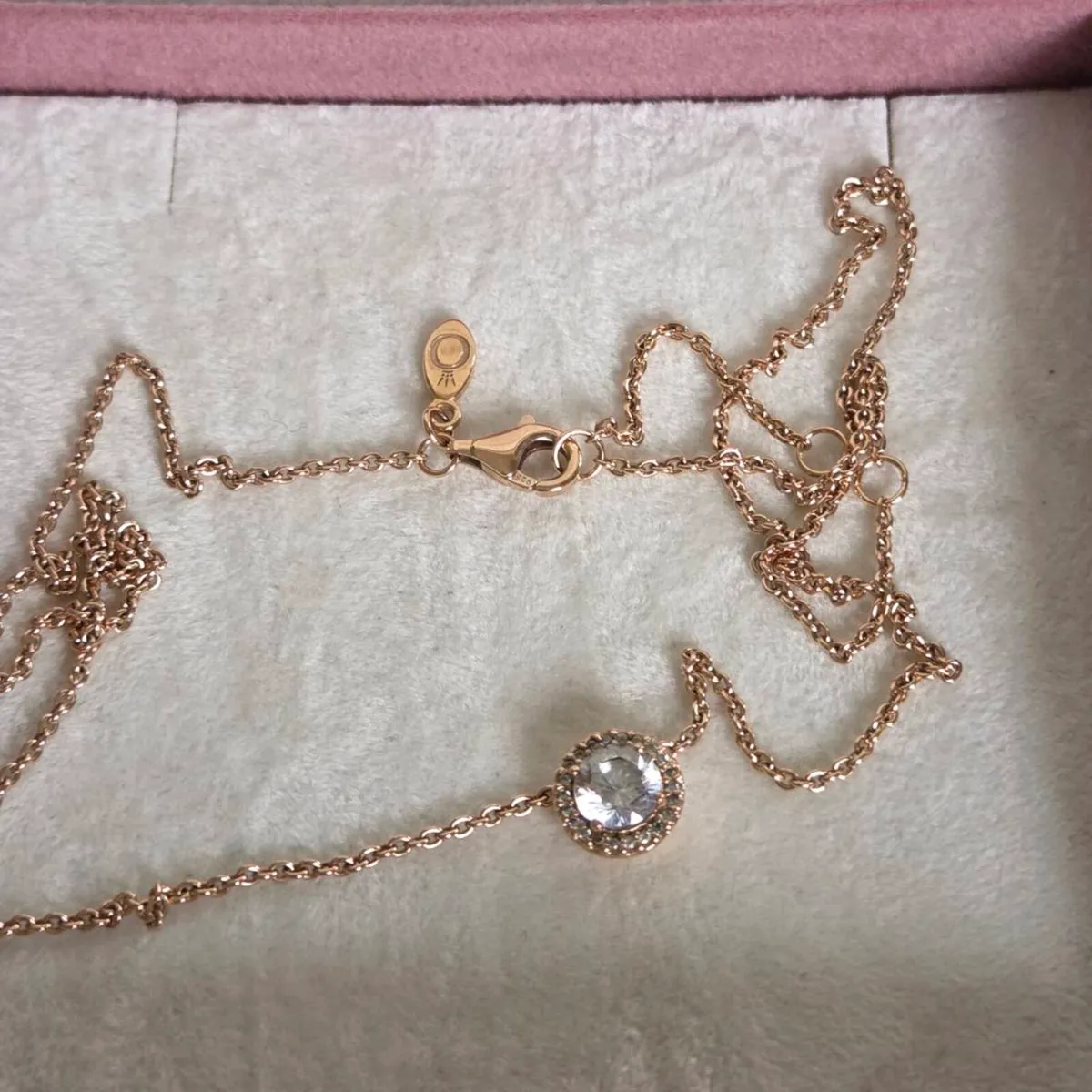 Pandora rose gold round sparkle halo necklace - Image 1