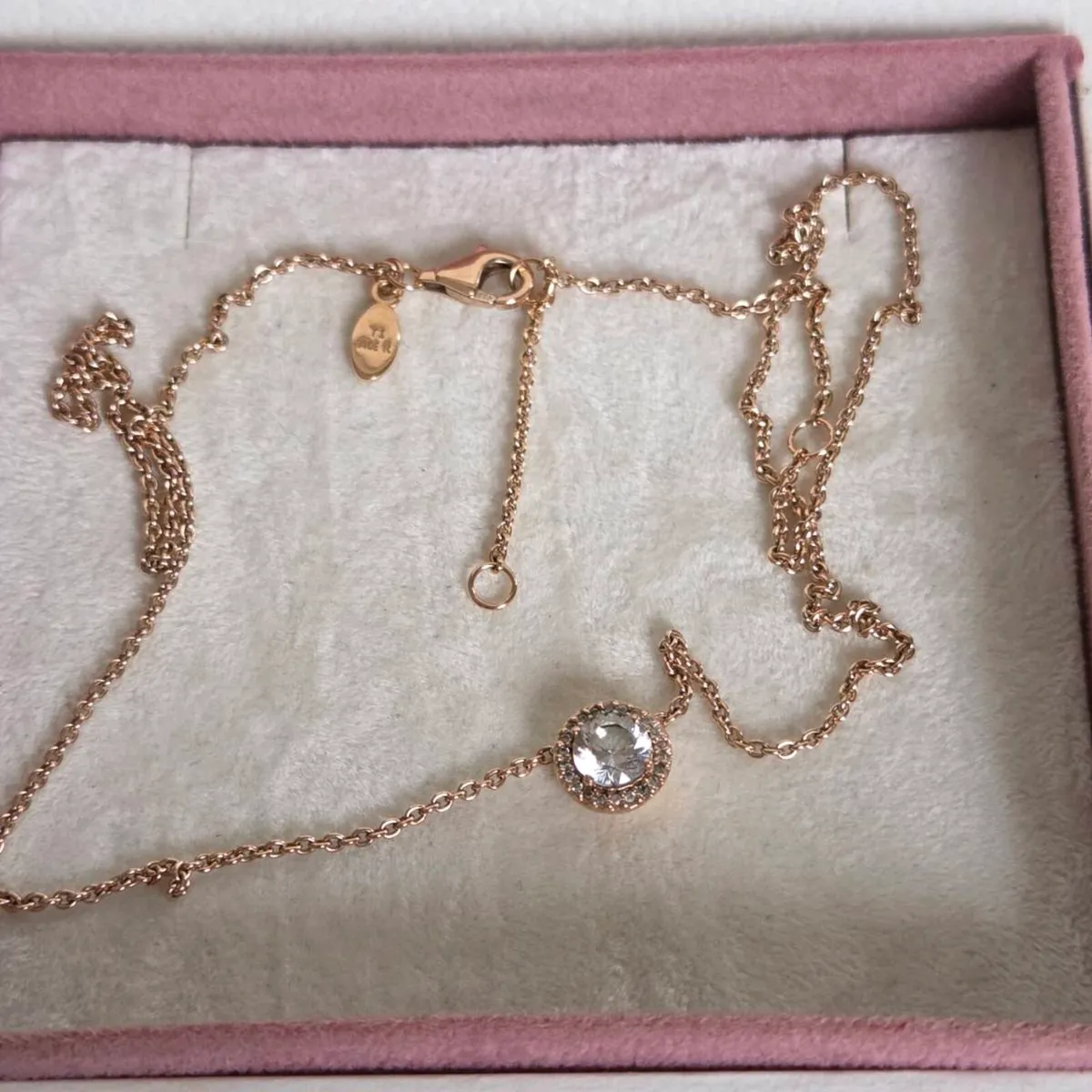 Pandora rose gold round sparkle halo necklace - Image 2