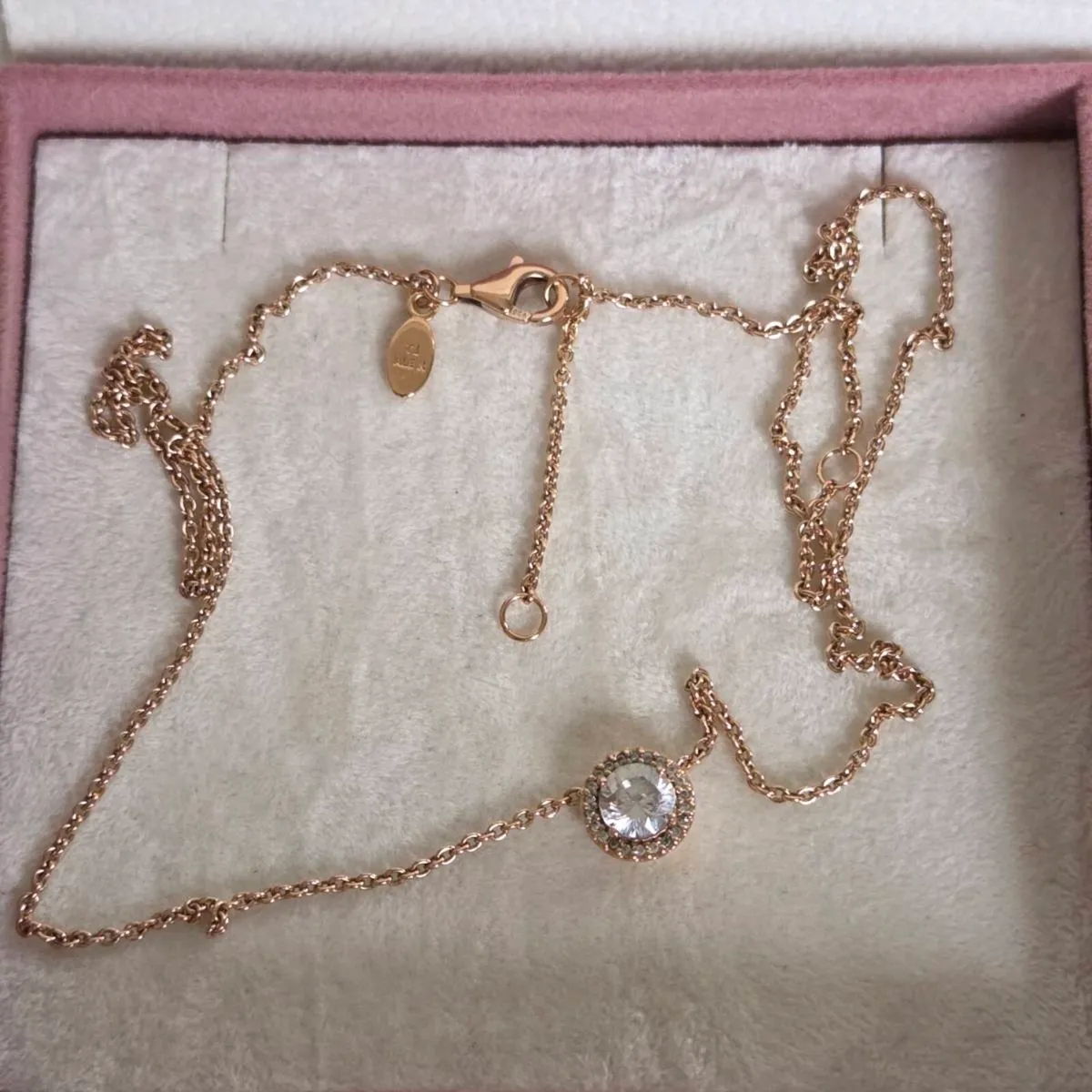 Pandora rose gold round sparkle halo necklace - Image 4