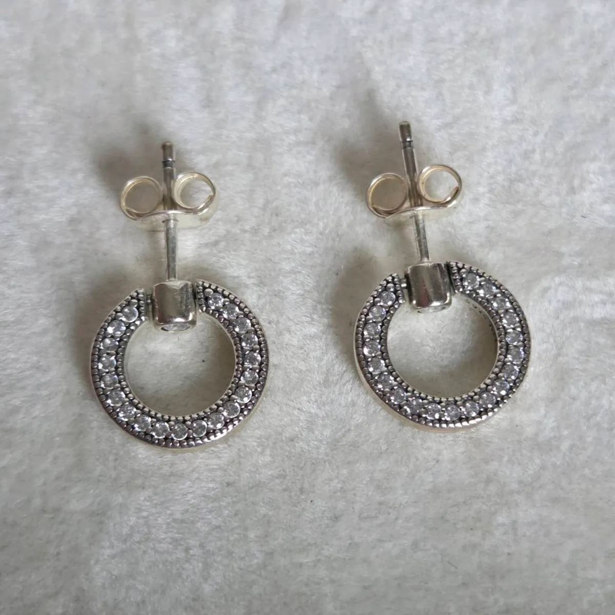 Pandora Pavé/ Logo Circle Reversible Stud Earrings - Image 2