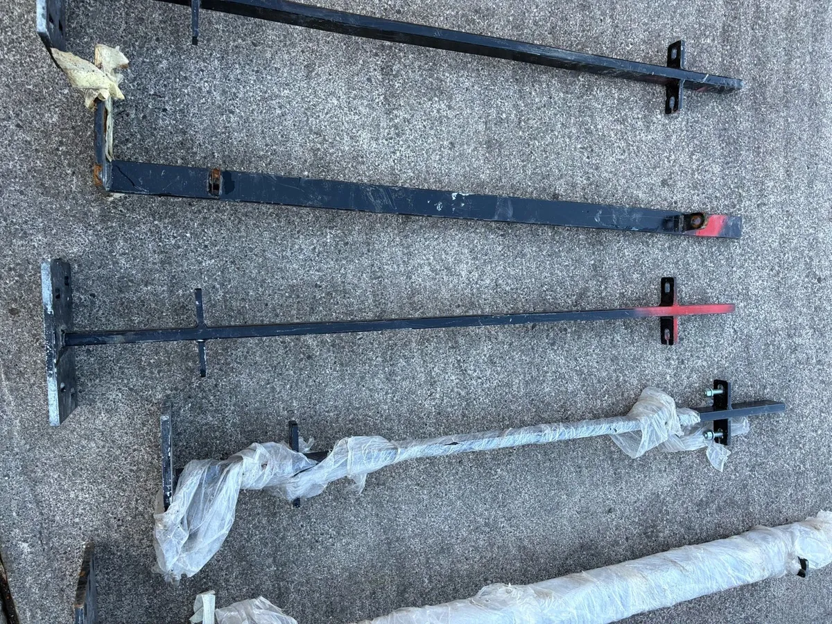 Heavy duty steel fence posts - Image 3