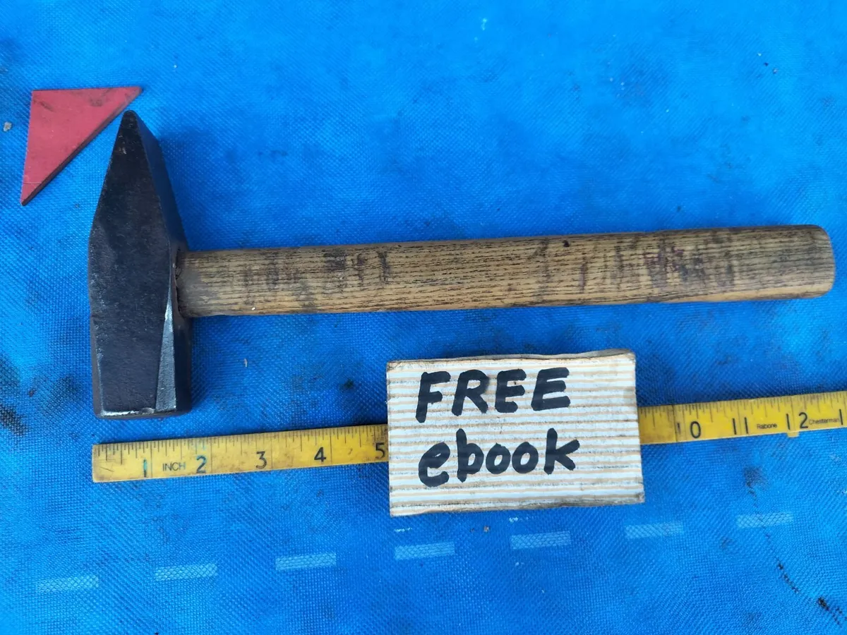 800gm Cross Pein Hammer - Image 1