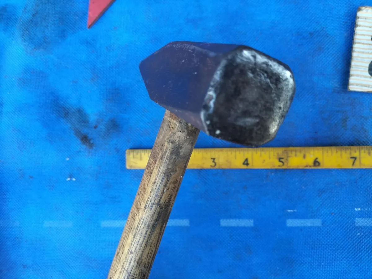 800gm Cross Pein Hammer - Image 3
