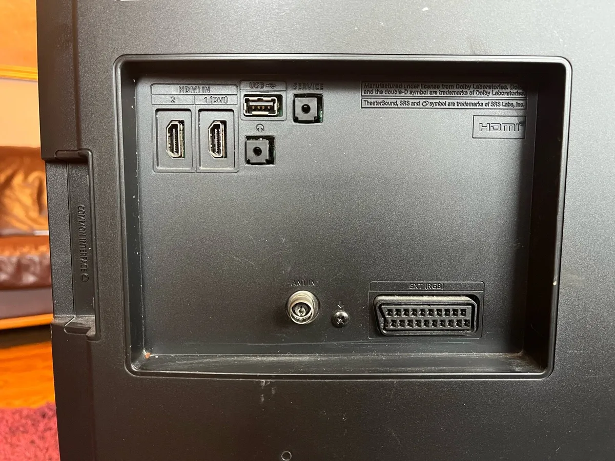 Samsung 32” TV - Image 2