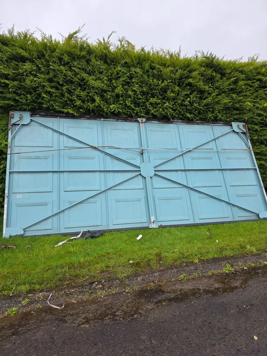 Garage Door - Image 2